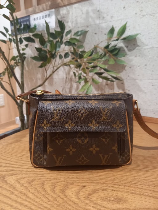 Images KOMEHYO（コメ兵）買取センターイオンモール筑紫野