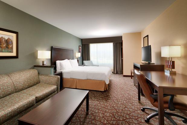 Images Holiday Inn Express & Suites Butte, an IHG Hotel