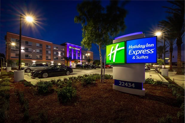 Images Holiday Inn Express & Suites Hawaiian Gardens by IHG