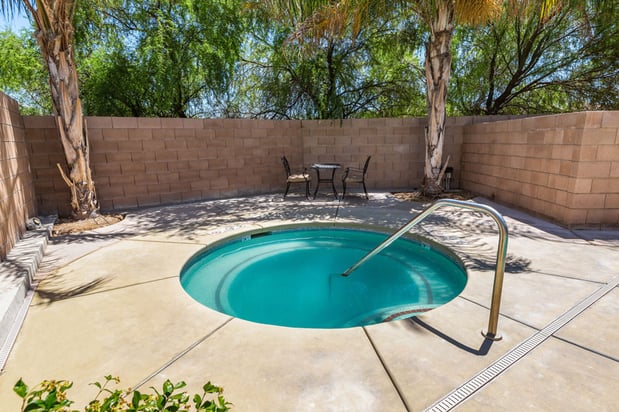 Images Galeria del Rio Townhomes