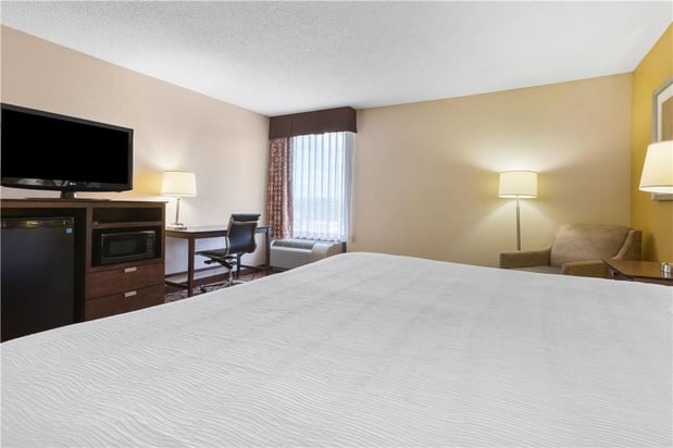 Images Best Western Plus Belle Meade Inn & Suites