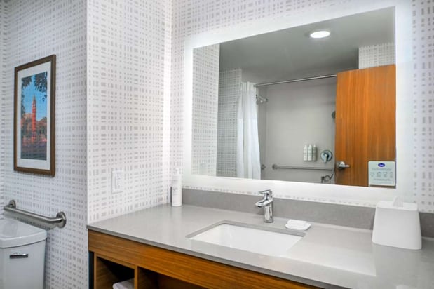 Images Hampton Inn by Hilton St Louis Airport