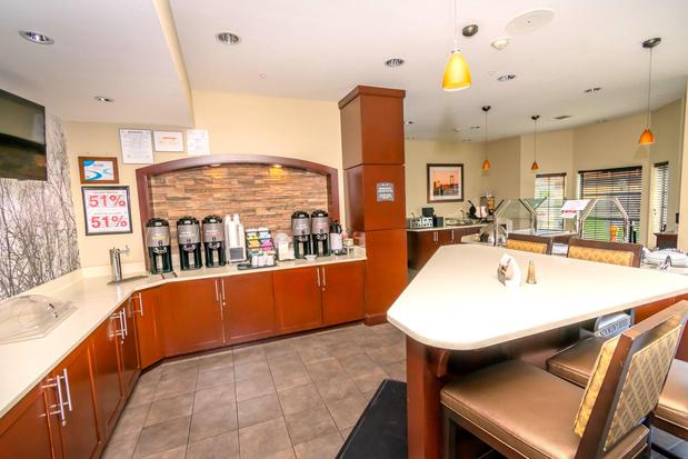 Images Staybridge Suites Houston IAH - Beltway 8 by IHG