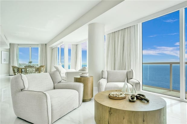 Images Beach House Fort Lauderdale, a Hilton Resort
