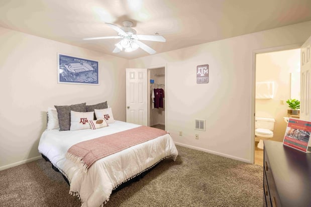 Images The Enclave