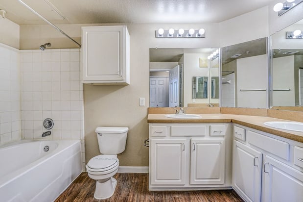 Images Cypress Lake at Stonebriar Apartments