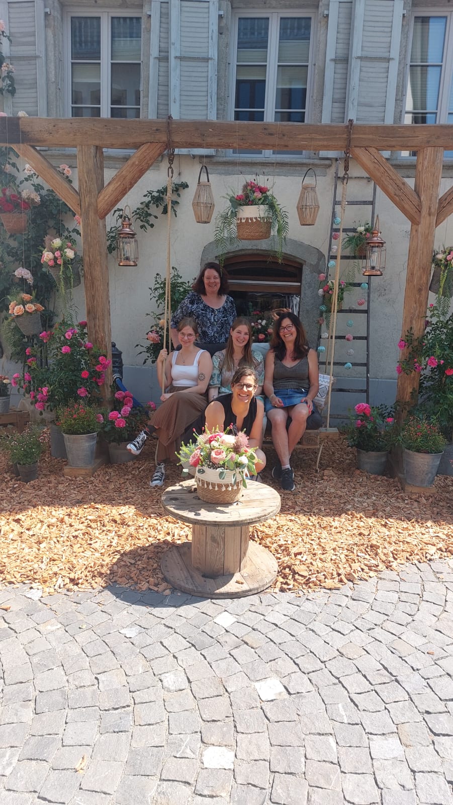 Bilder A la Rose d'Estavayer