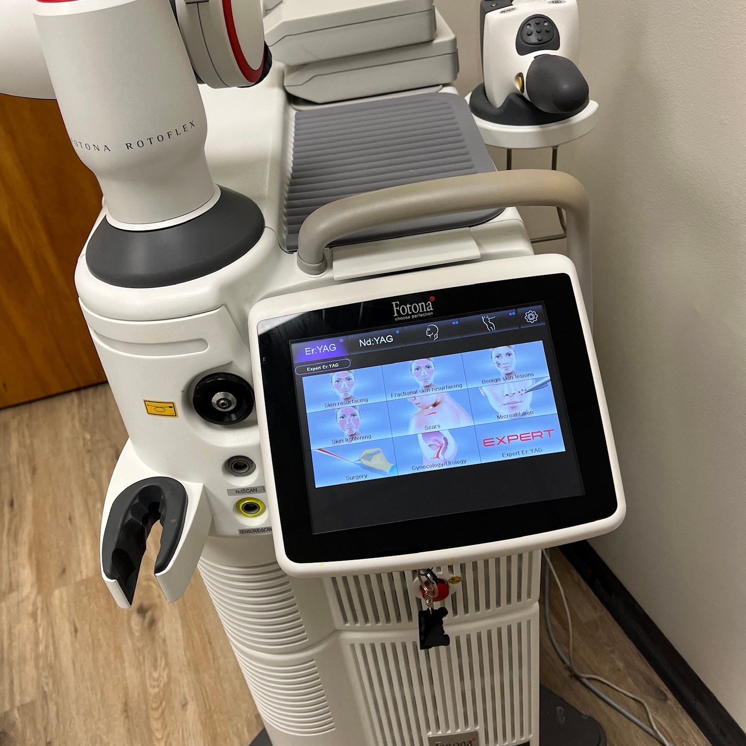 Fotona laser for skin tightening, laser peels, SmoothEye and LipLase in Newark, DE