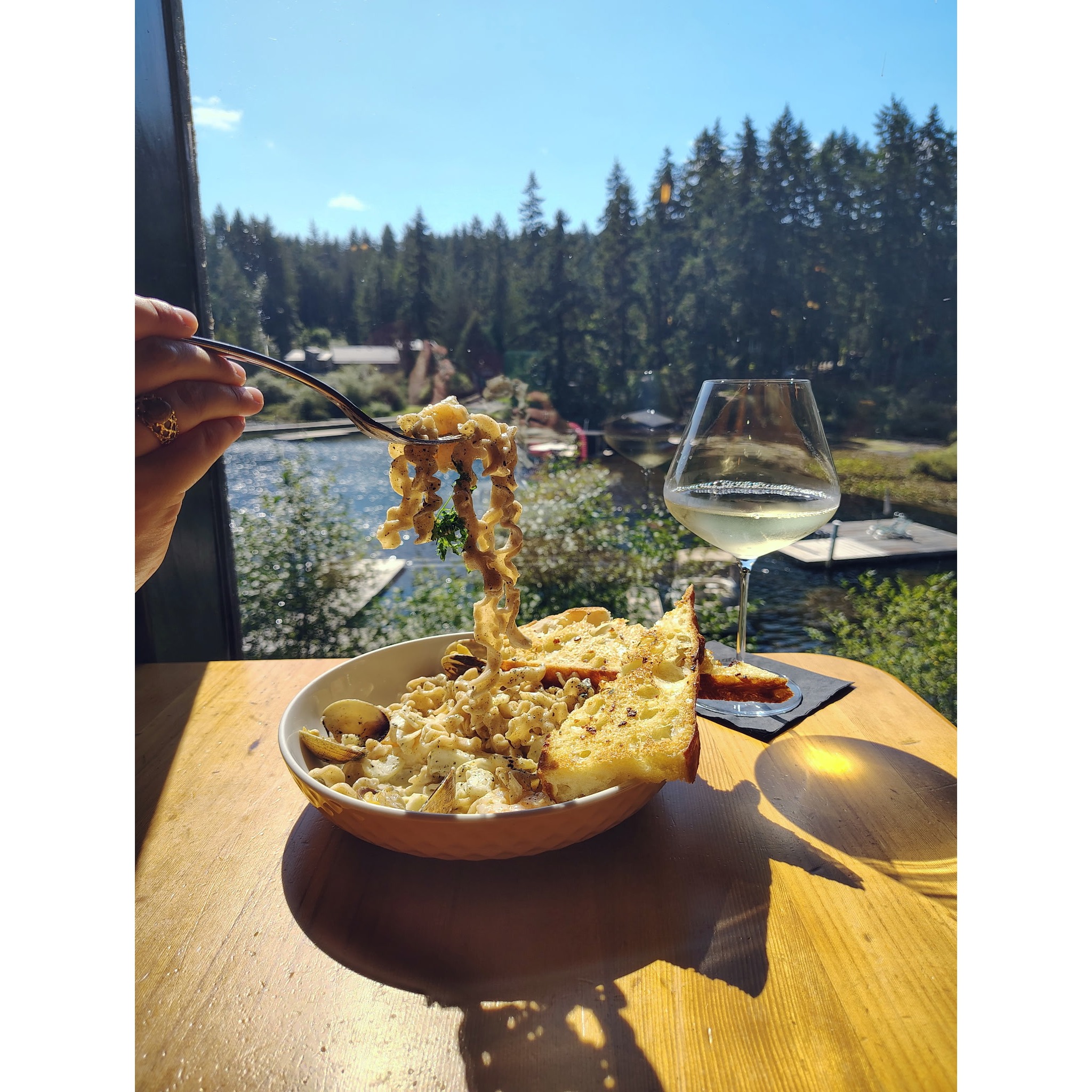 Images The Lakehouse at Shawnigan