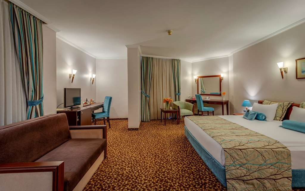 Images Best Western Plus Khan Hotel