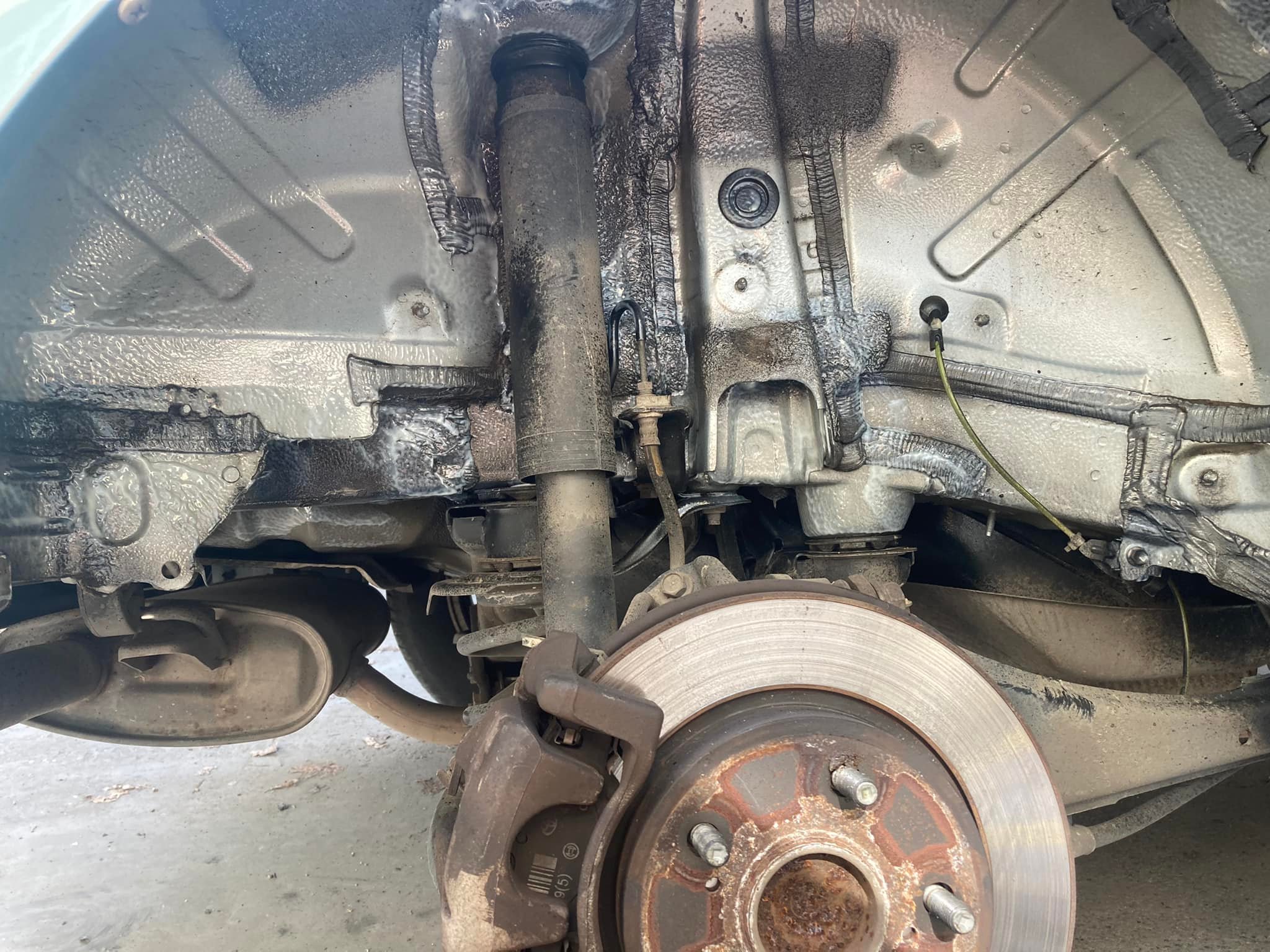 Images Almádi Autócentrum Kft.