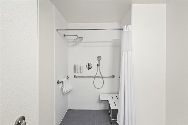 Images Spark by Hilton Duluth