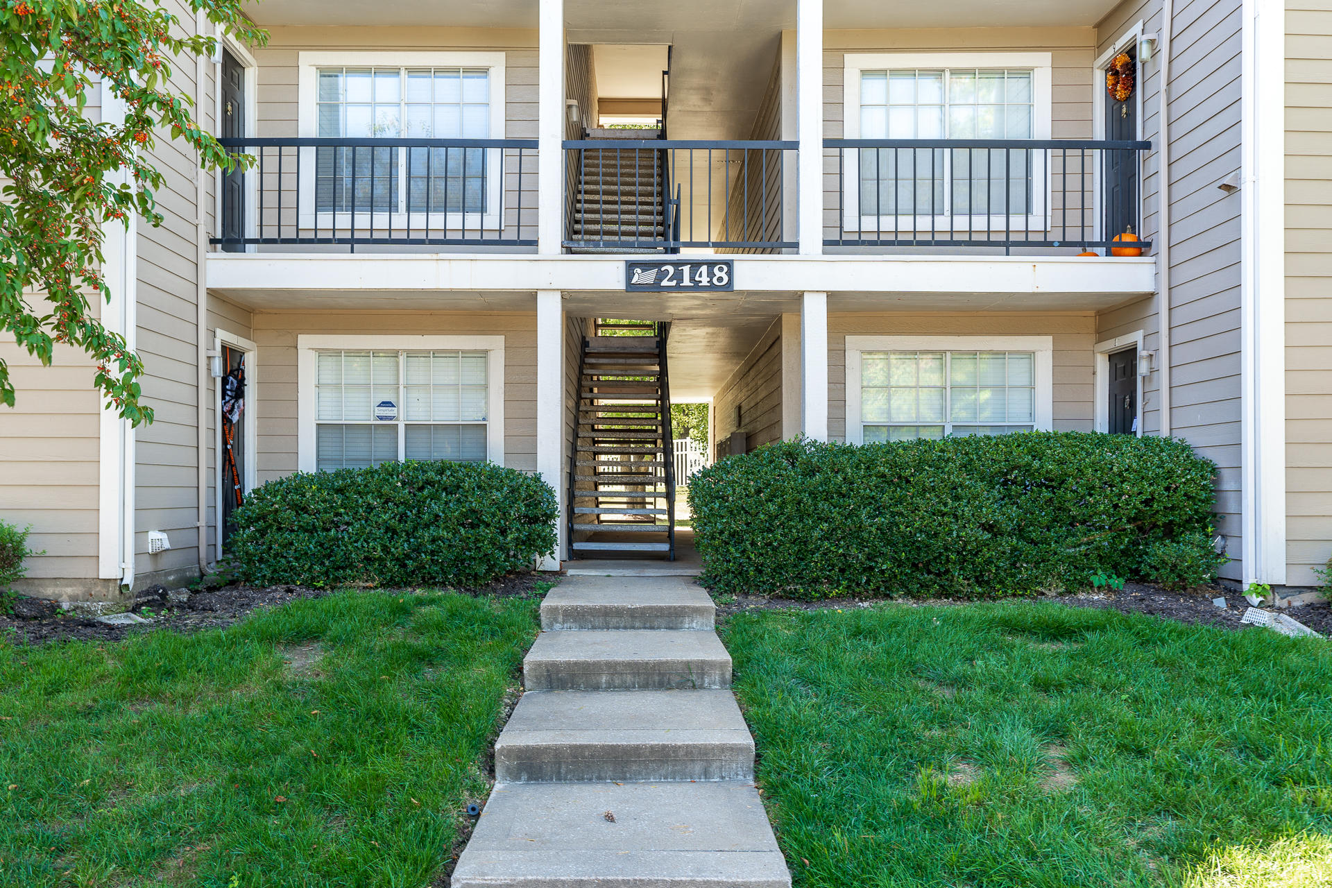 Exterior Of Pelican Cove Apartment Homes