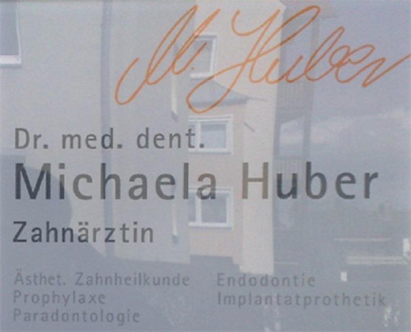Zahnärztin Dr. med. dent. Michaela Huber, Hofgartenweg 1 A in Regensburg
