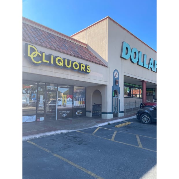 Images DC Liquors - Thousand Oaks