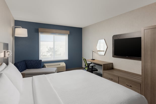 Images Holiday Inn Express & Suites Sacramento NE Cal Expo by IHG