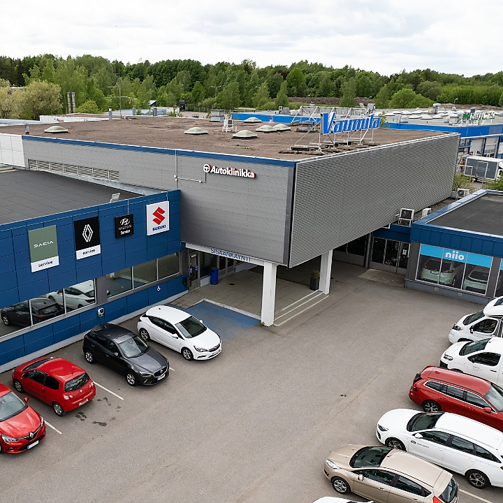 Images Autoklinikka Helsinki Malmi, kolarikorjaus ja tuulilasin vaihto