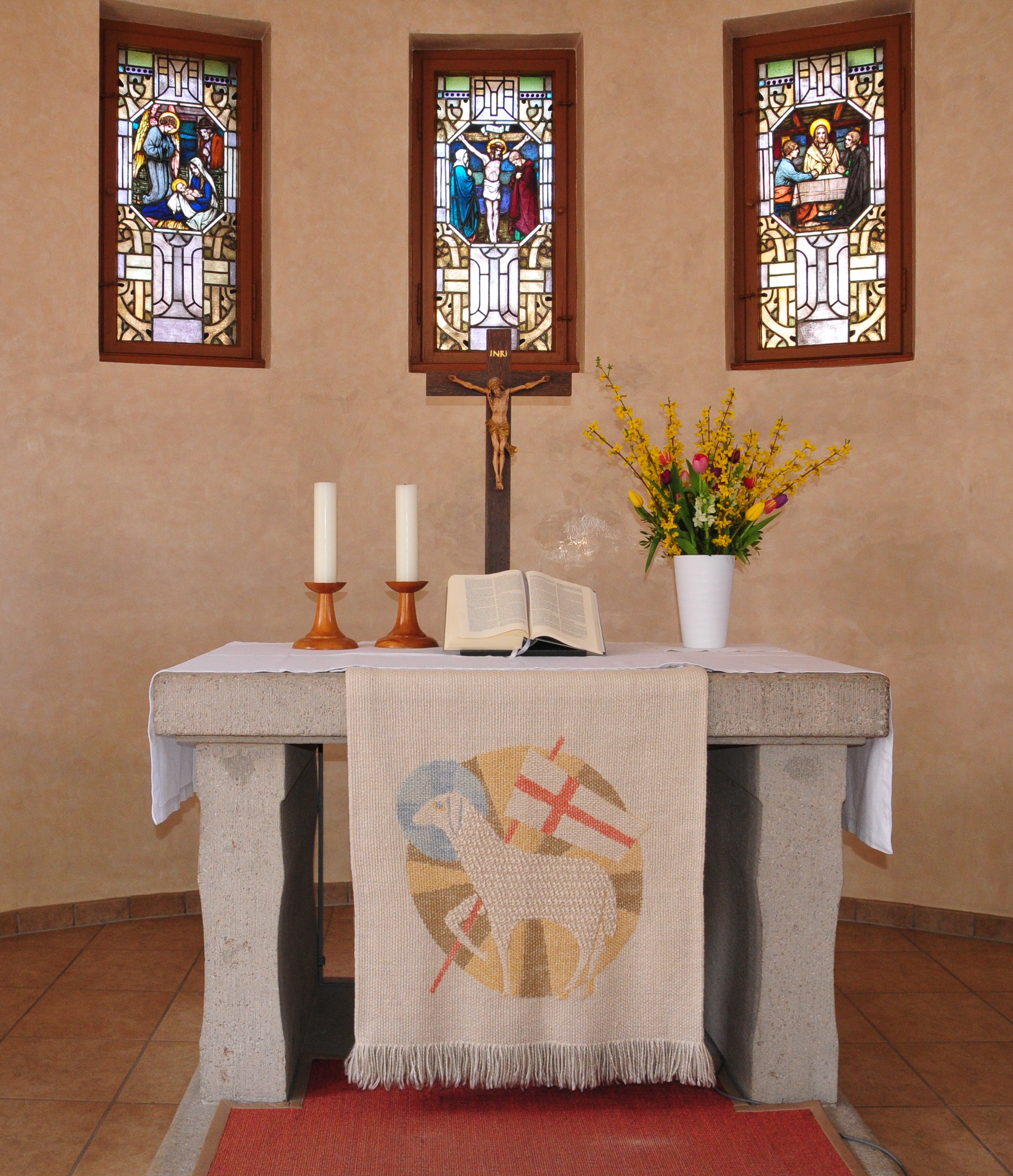 Friedenskirche Höfen - Evangelische Kirchengemeinde Birkmannsweiler-Höfen/Baach, Bürger Str. 9 in Winnenden-Höfen