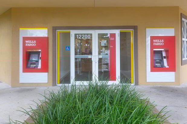 Images Wells Fargo Bank