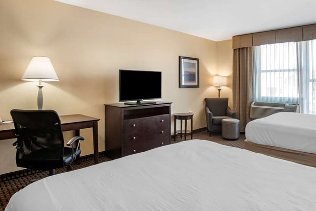 Images Best Western Plus Philadelphia Airport South at Widener University