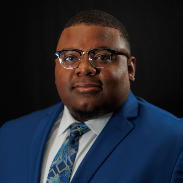 Images Demetrius Cunningham - Mutual of Omaha