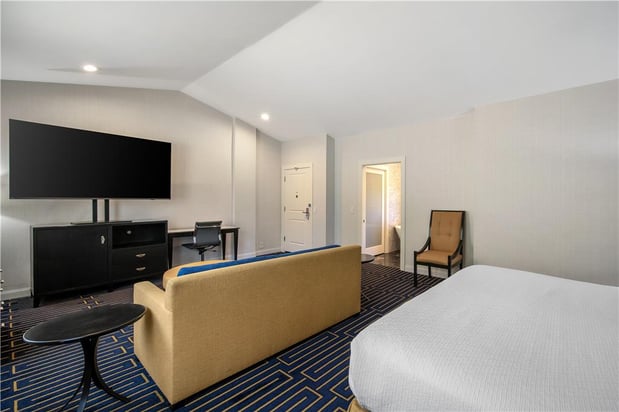 Images Best Western Plus Palm Court Hotel