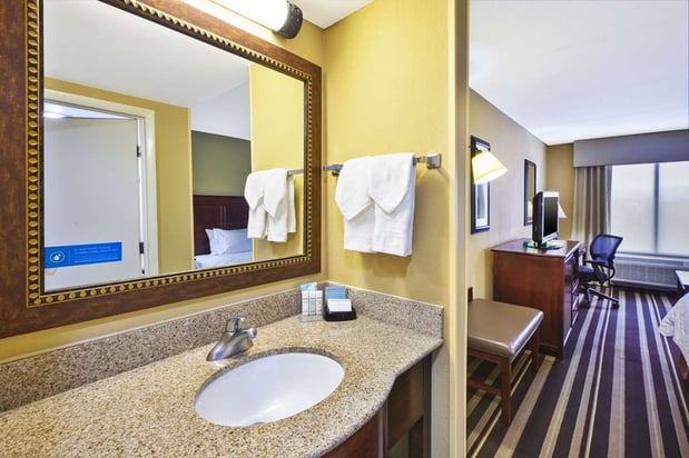 Images Hampton Inn Washington-Dulles Int'l Airport South