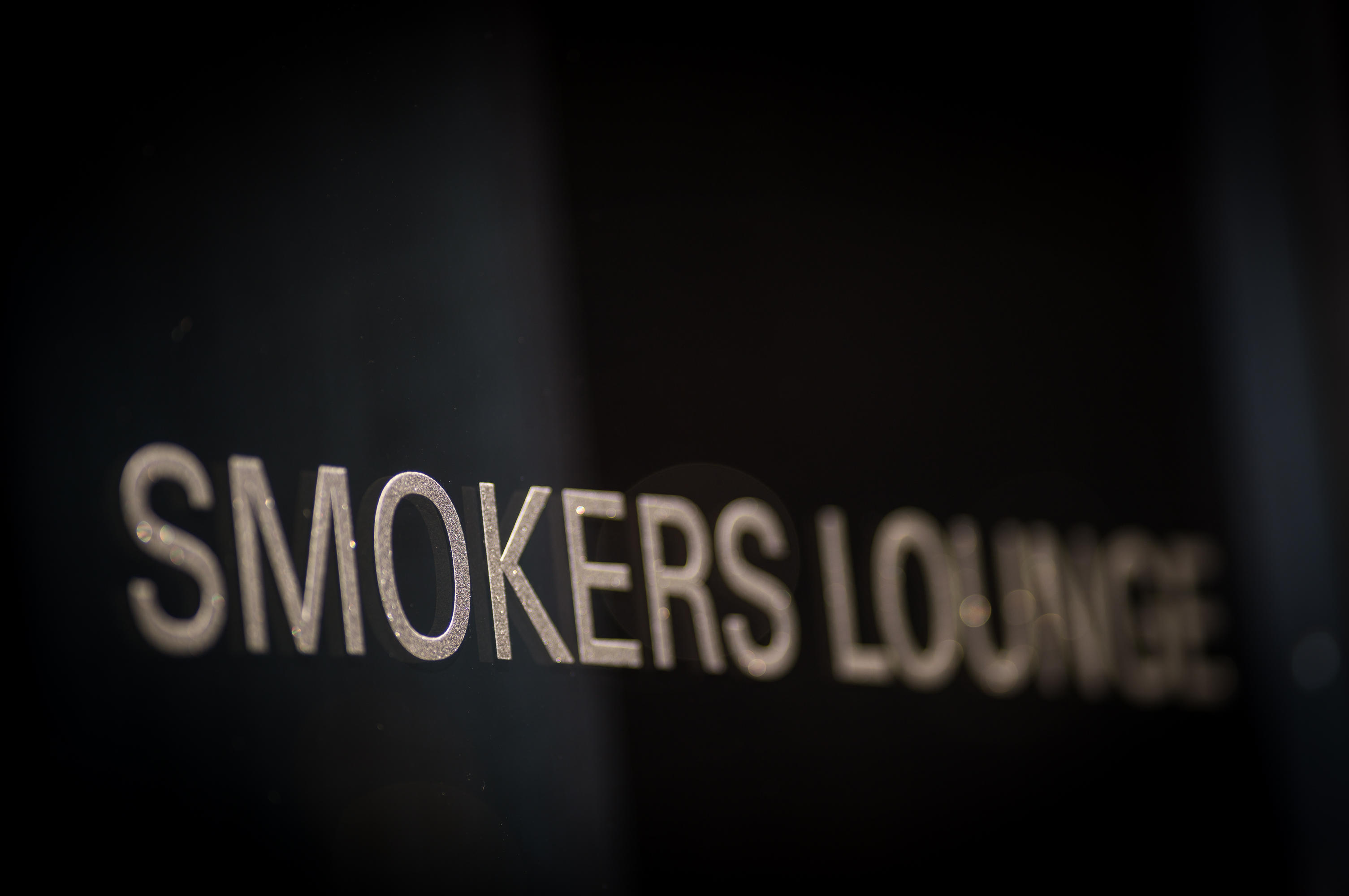 Smokers Lounge, Bahnhofstrasse 55 in Zermatt