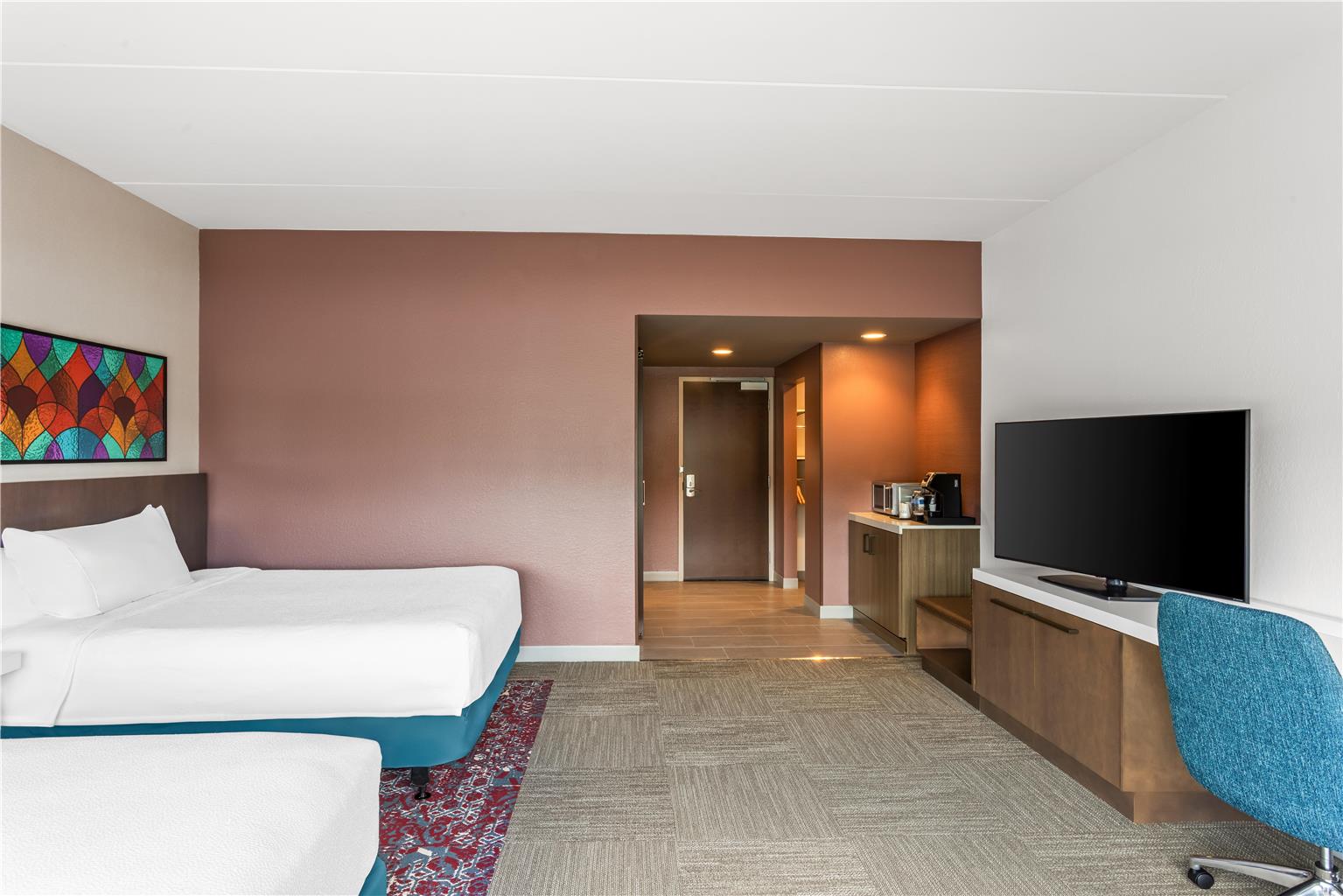 Guest room
