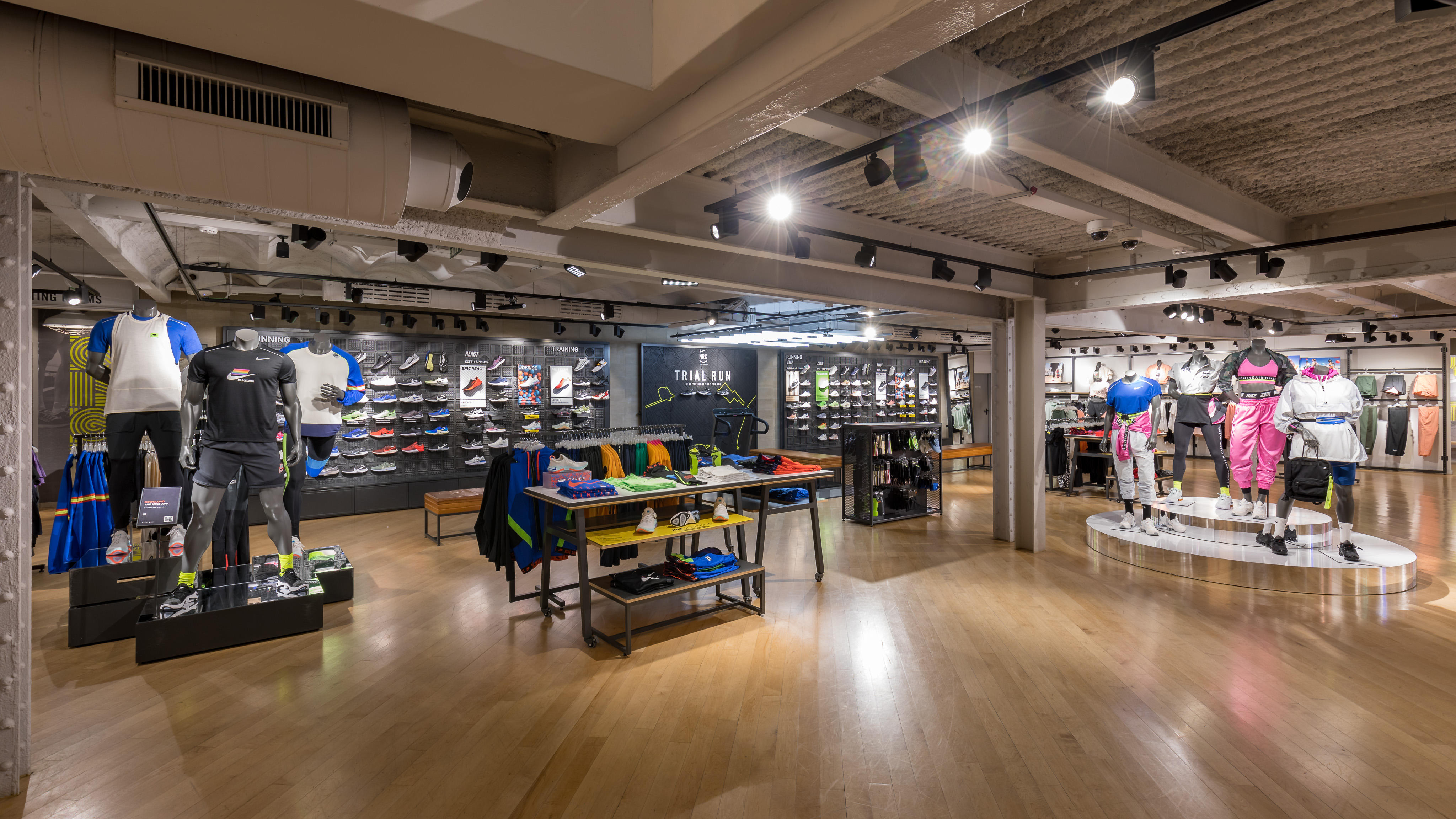 Nike Store - Las Ramblas - Sports And Leisure:Articles And Apparel (Retail  And Accessories) in Barcelona (address, schedule, reviews, TEL: 933015)  - Infobel