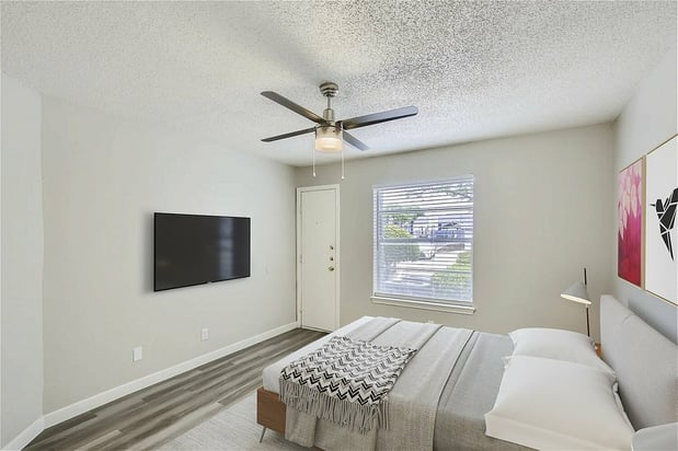 Images Rise at Town East