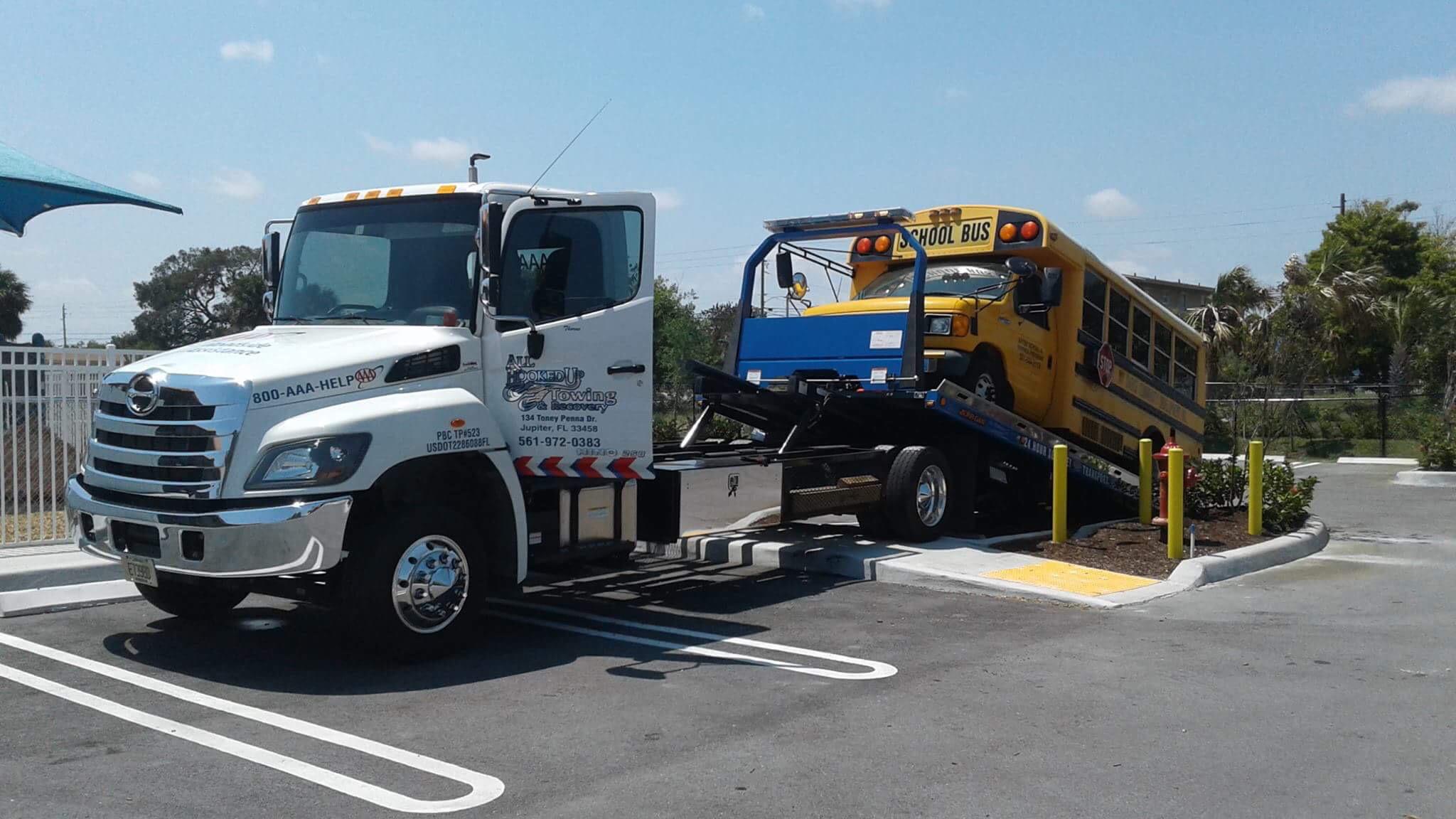 All Hooked Up Towing Jupiter Image