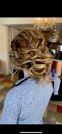 Images Entourage Salon & Spa