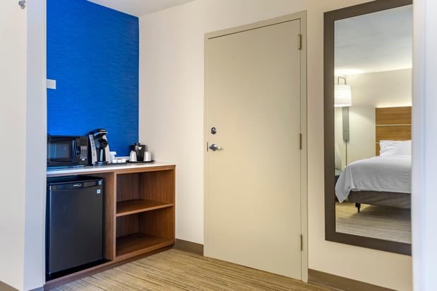 Images Holiday Inn Express & Suites Albuquerque Midtown by IHG