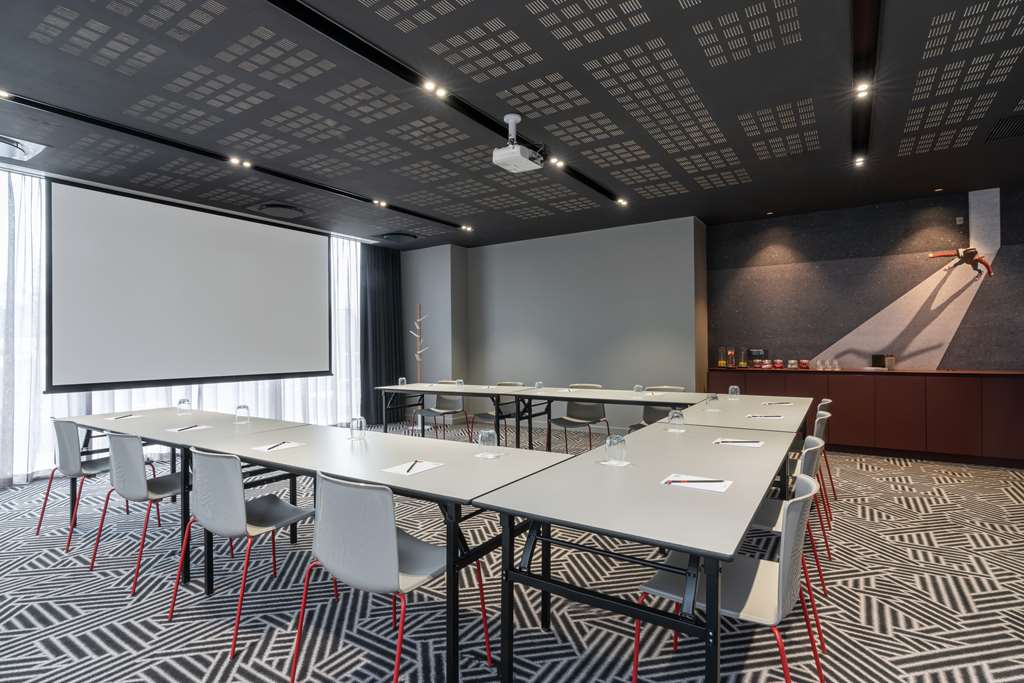 Images Radisson RED Johannesburg Rosebank