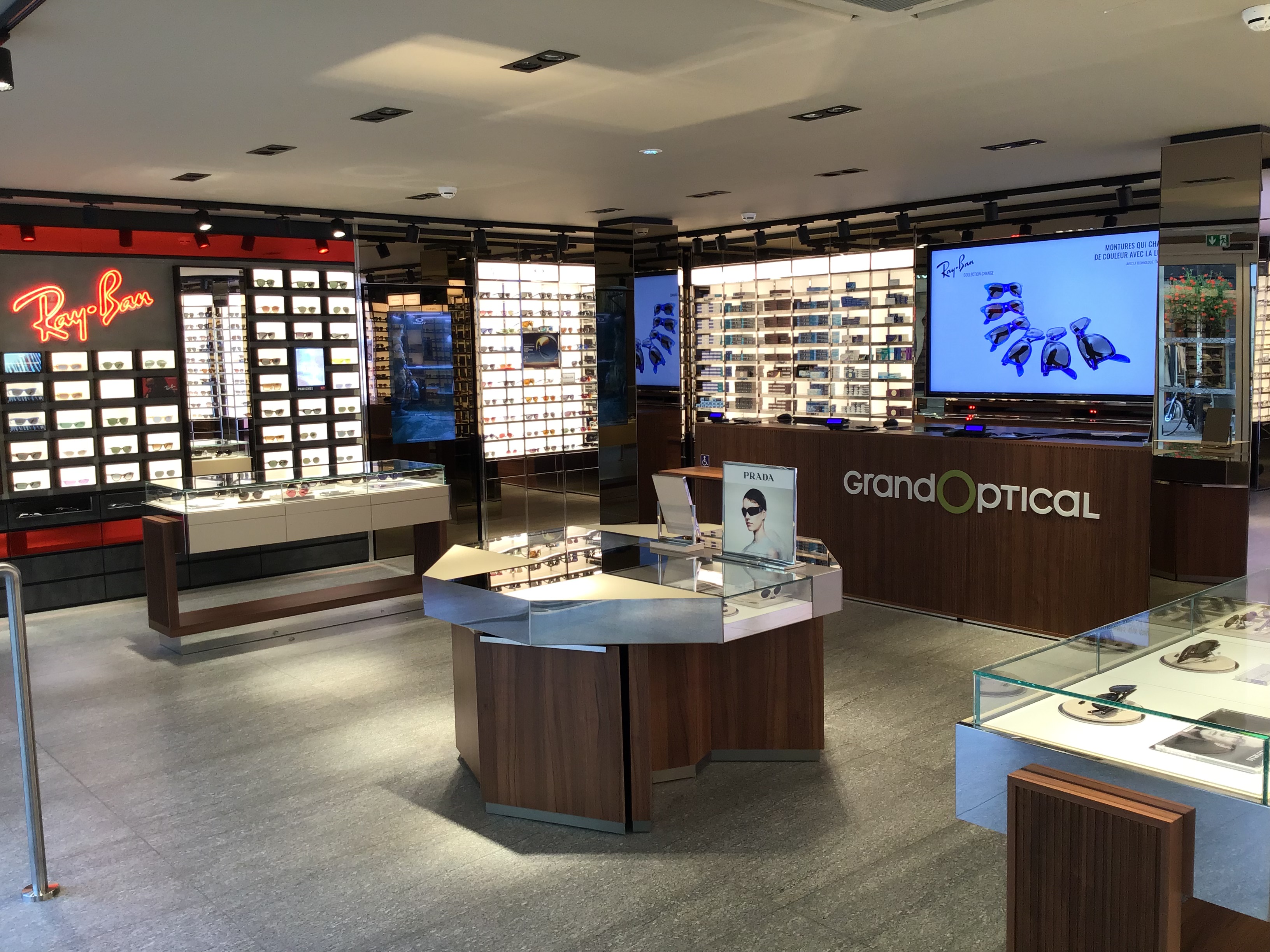 Images Opticien Luxembourg - Grand Rue GrandOptical