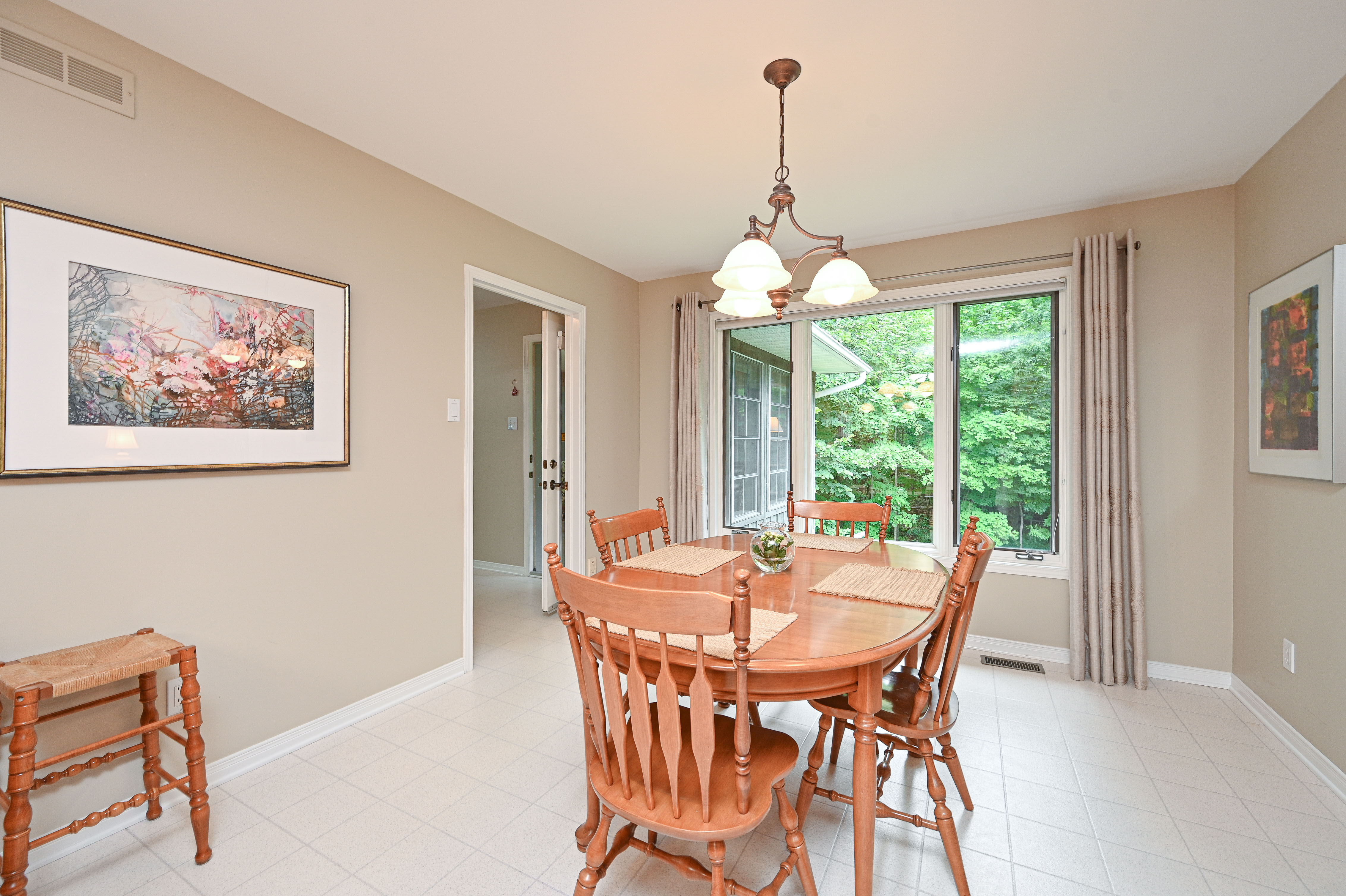 Images Leif Olson - Ottawa Real Estate Agent - Hamre Team RE/MAX Affiliates