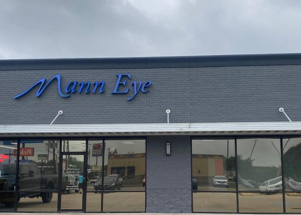 Images Mann Eye Institute