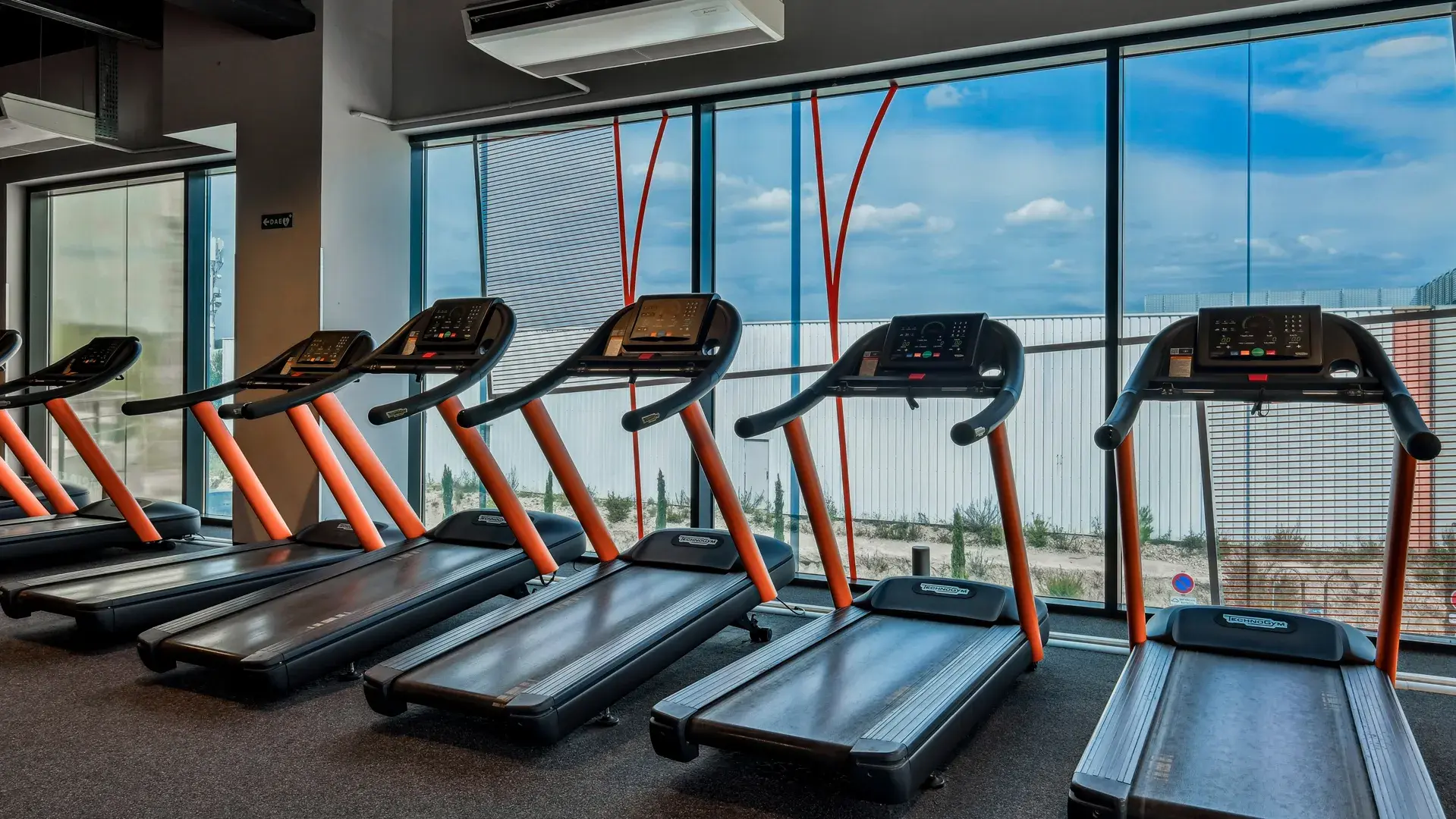 Images Basic-Fit 24/7