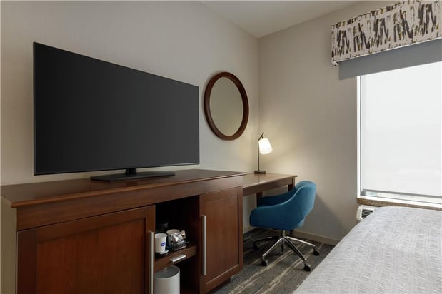 Images Hampton Inn & Suites Pittsburgh/Harmarville
