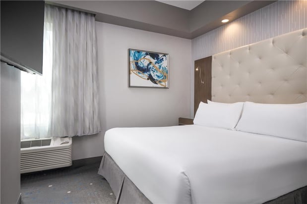 Images Best Western Premier Hotel at Fisher's Landing