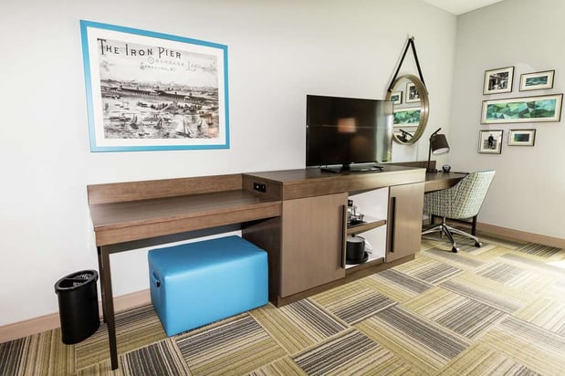 Images Hampton Inn & Suites Syracuse North Airport Area