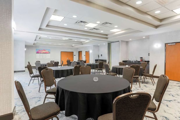 Images Hilton Garden Inn Tulsa South