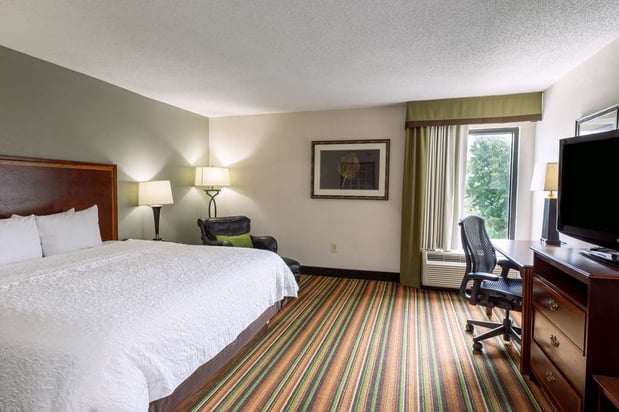 Images Hampton Inn Winston-Salem Hanes Mall