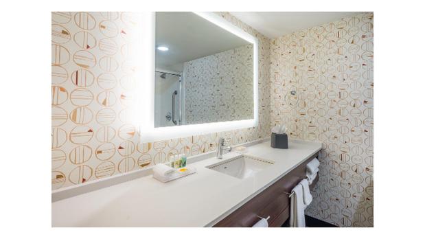 Images Holiday Inn Roanoke Airport-Conference Ctr by IHG