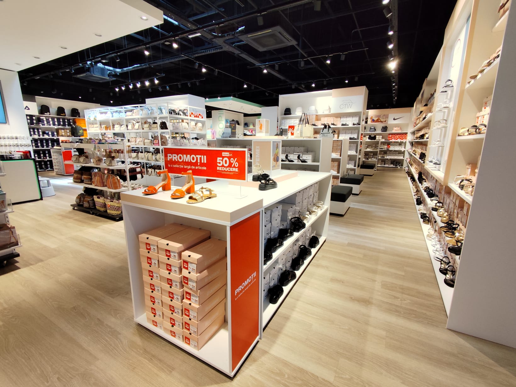 Images DEICHMANN
