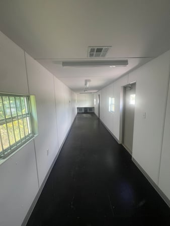 Images United Rentals - Storage Containers and Mobile Offices