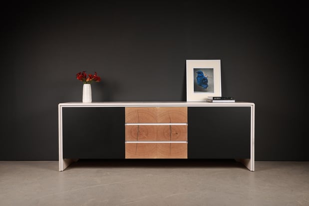 Images SENTIENT Furniture
