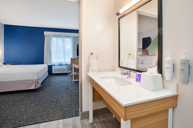 Images Spark by Hilton Walker Grand Rapids North
