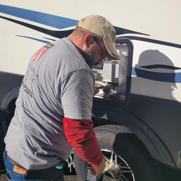 Images D-RV Mobile Repair